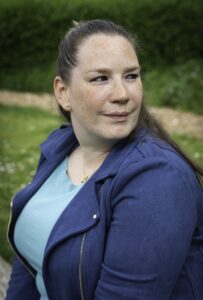 MM Miauw Sulti - kleur pasfoto buiten